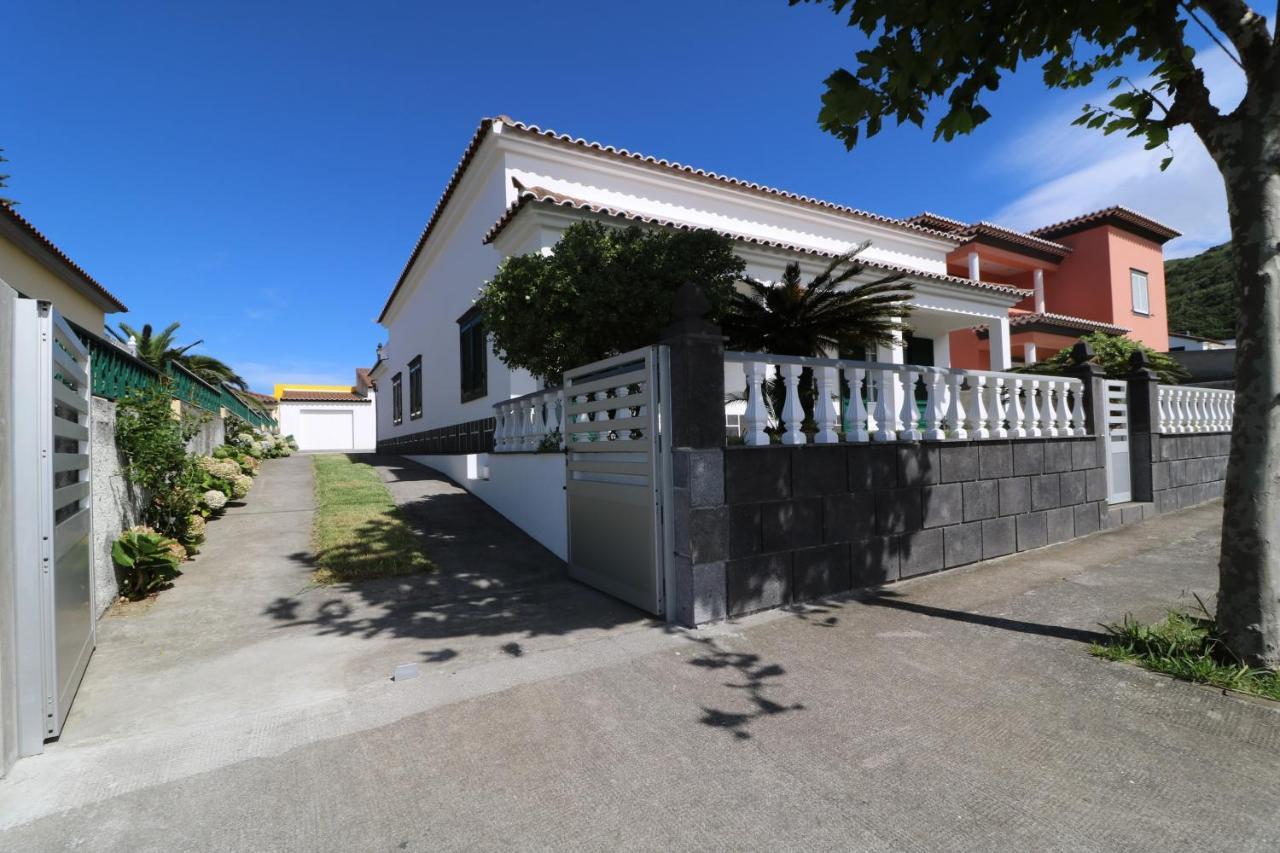 Casa Das Vinhas Mosteiros  Exterior photo